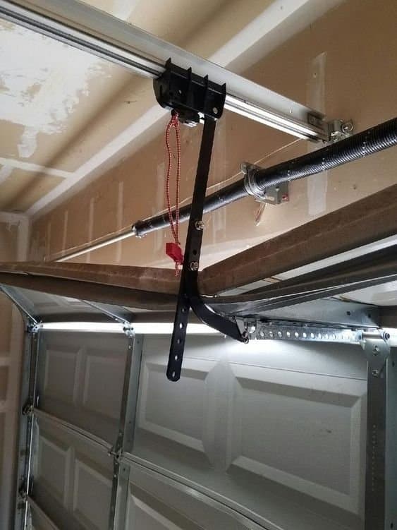 Repair garage door service in Morrison